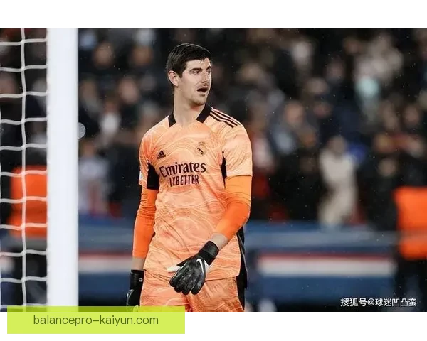 库尔图瓦的切尔西生涯回顾：表现稳健助球队夺冠