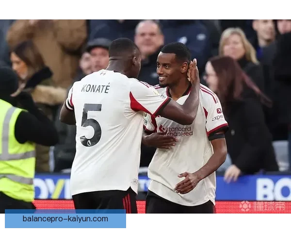 伊萨克在本赛季的比赛中展现出强大的影响力，成为球队不可或缺的关键人物。