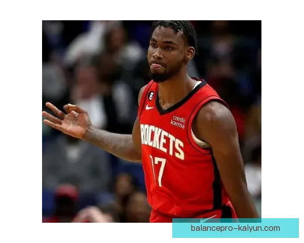 智利队防守体系逐渐完善，状态回暖值得关注。